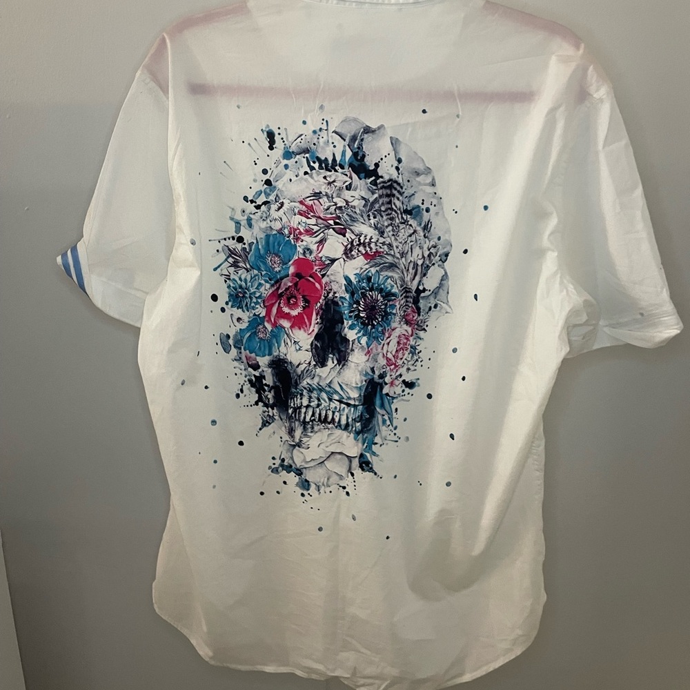 Robert Graham white button down shirt